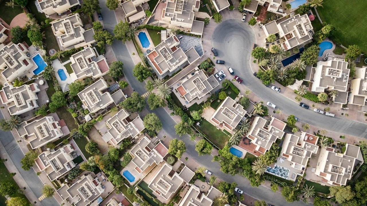 How to set up an online real estate agency